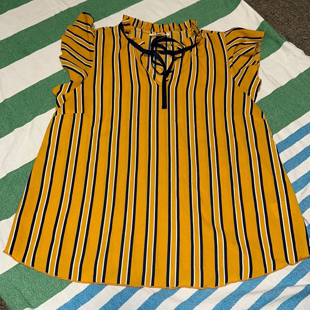 Sleeveless work blouse